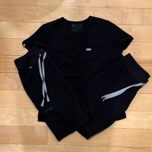 black figs scrub (SET OF 3)